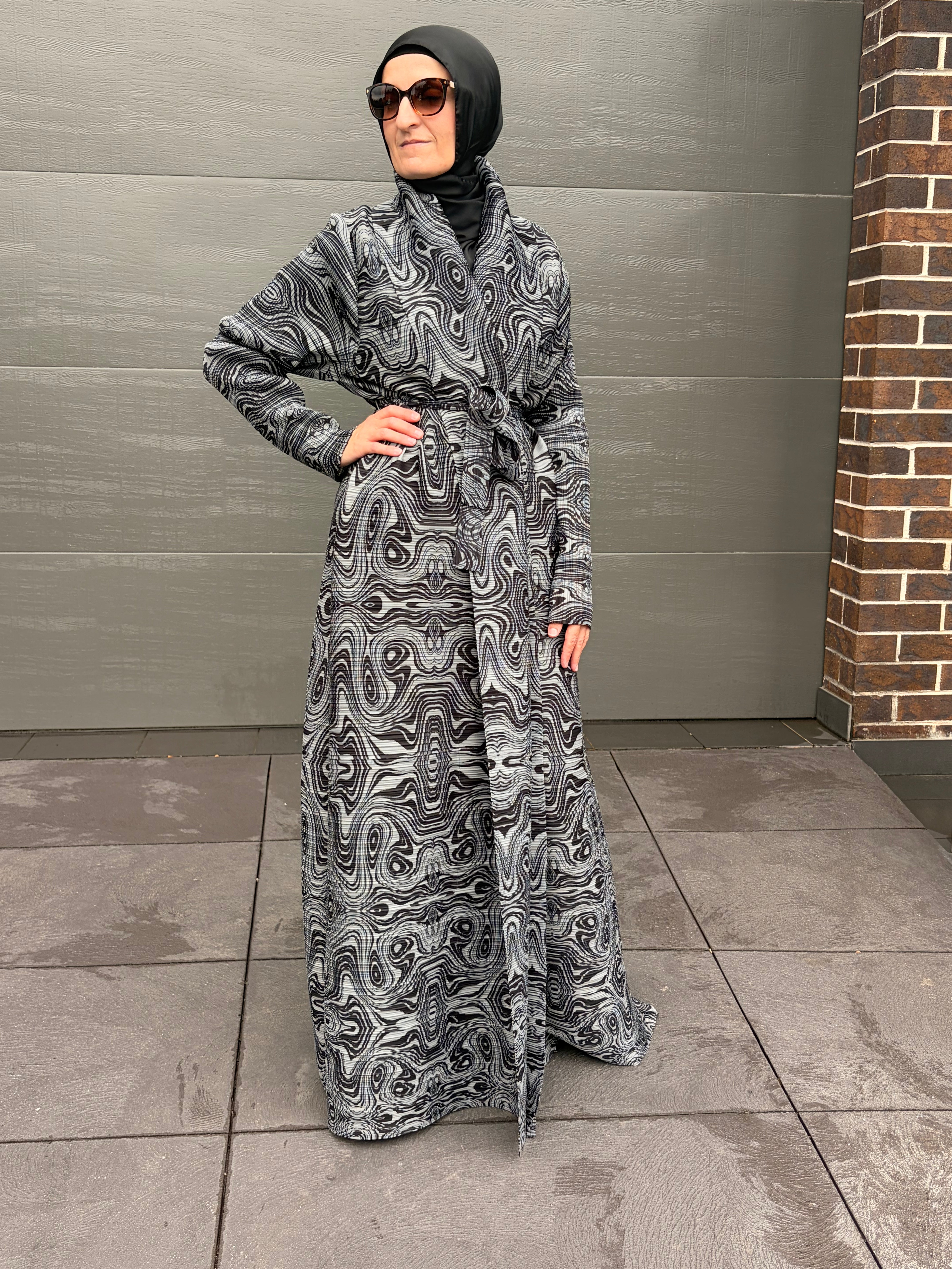 Midnight Marble Abaya