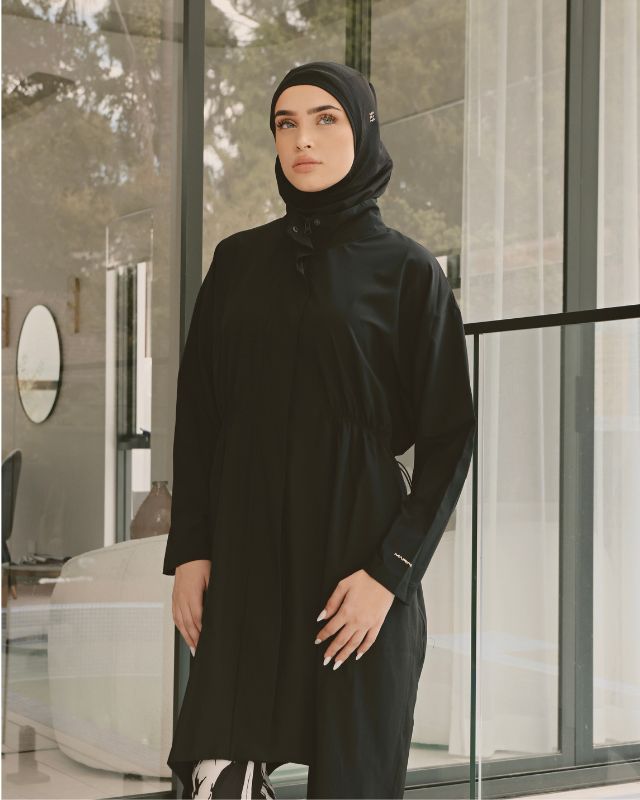 Black Woven Practical Shawl Cap B2403