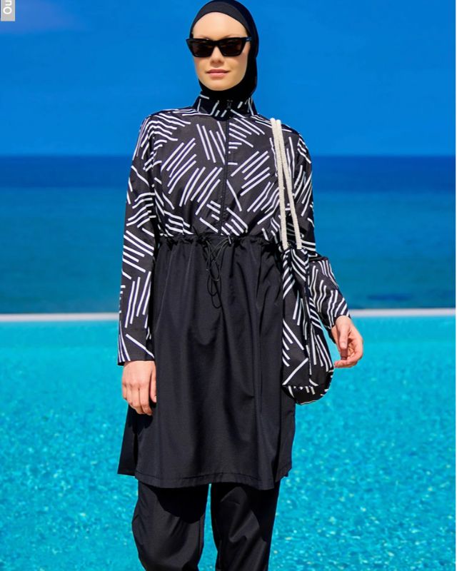 Black Full Coverage Modest Swimwear Set for Women R2509